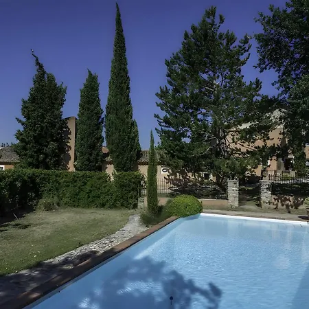 Le Barry Apartment Tulette