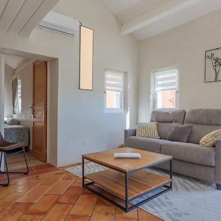 Apartment Le Barry Tulette